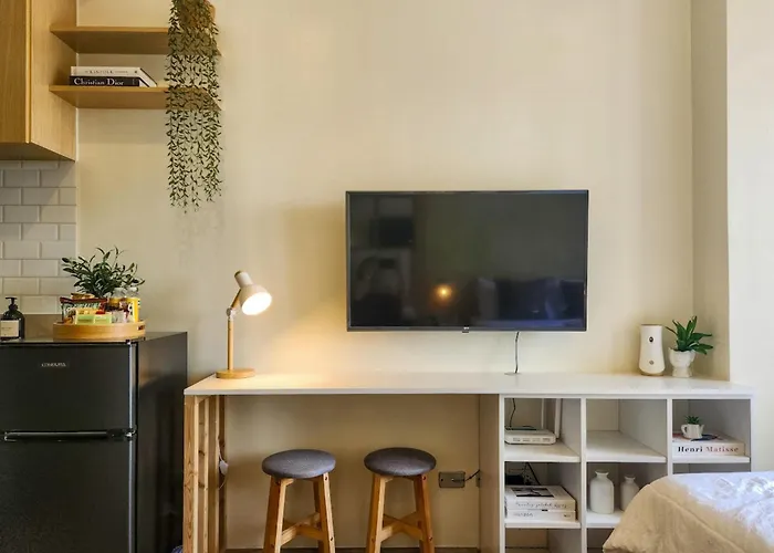 The Traveler's Haven At The Median Cebu